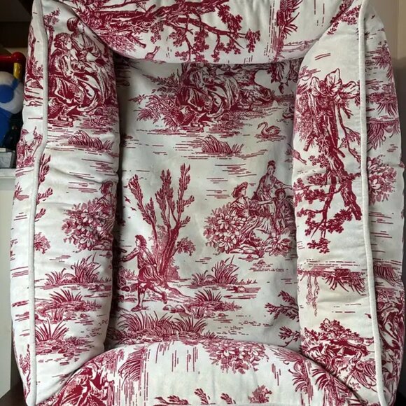 Bowsers Donut Bed Raspberry Toile - Picture 1 of 5